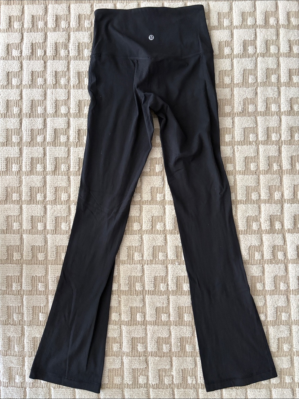 lululemon athletica Align Black Ribbed Mini Flare Leggings Size 4 Inseam 30”